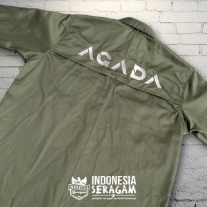 Kemeja Tampak Belakang