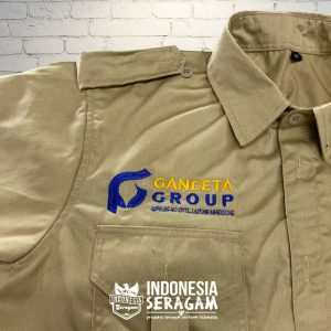 Kemeja Cream Tampak Saku
