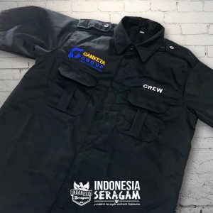 Kemeja Hitam Tampak Depan