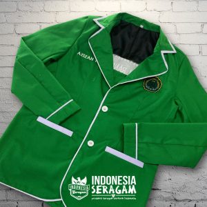 Jas Almamater Tampak Depan