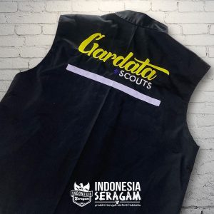 Rompi Tampak Belakang