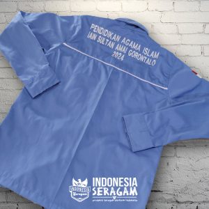 Kemeja Tampak Belakang