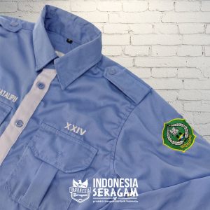 Kemeja Tampak Dekat