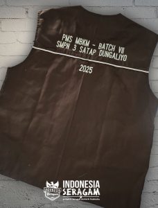 Rompi Tampak Belakang