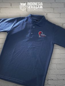 Kaos Polo Tampak Depan