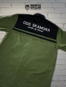 Kemeja Tampak Belakang