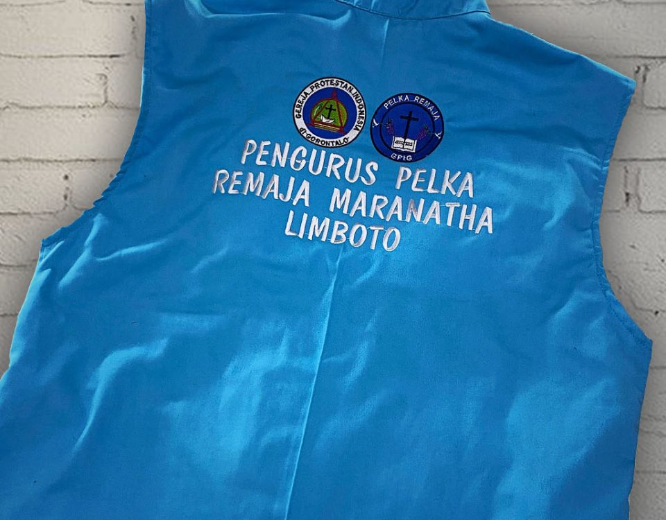 Rompi Tampak Belakang