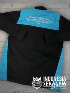 Kemeja Tampak Belakang