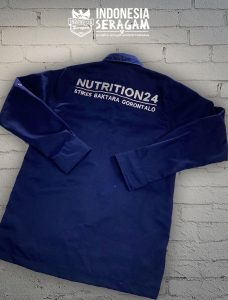 Kemeja Tampak Belakang