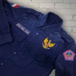 Kemeja Tampak Samping
