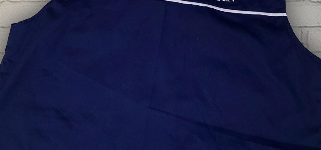 Rompi Tampak Belakang