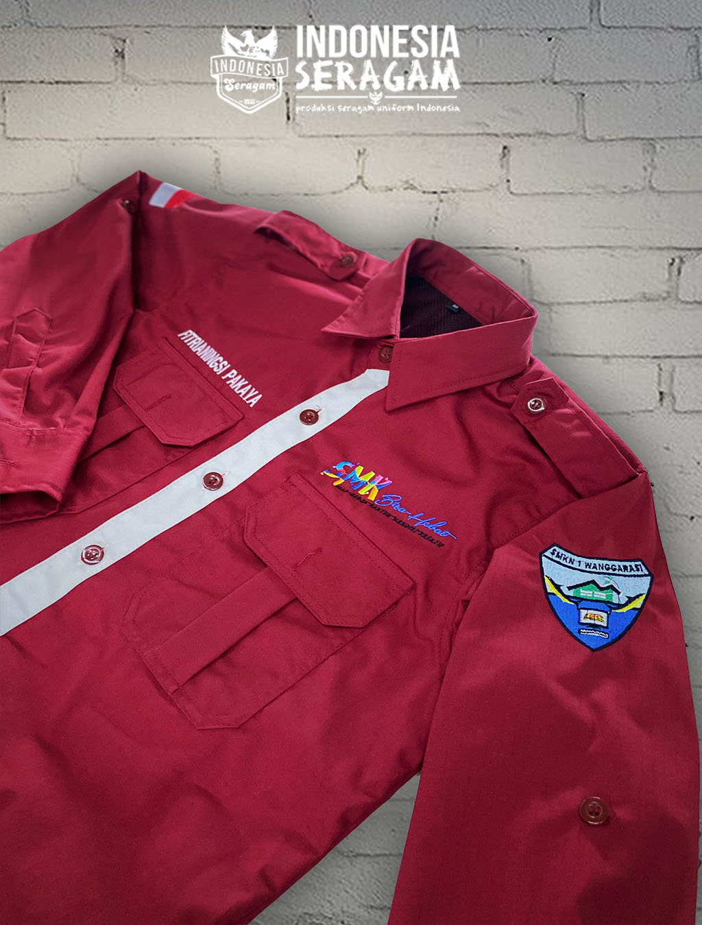 Kemeja Tampak Samping