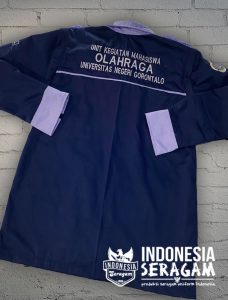 Kemeja Tampak Belakang