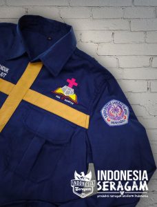 Kemeja Tampak Samping