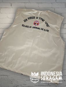 Rompi Tampak Belakang