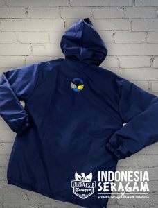 JAKET TAMPAK BELAKANG