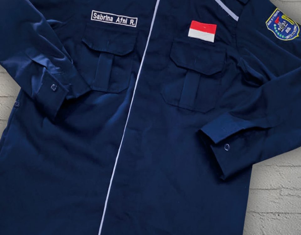 Kemeja tampak depan